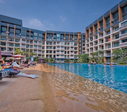 CONVENIENT Studio in Laguna Beach Resort 2.
