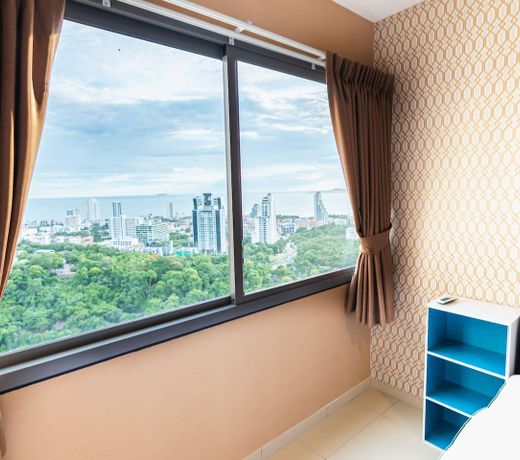 2BR Unixx 41 Fl 5min to Walking St Guest Friendly