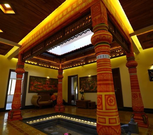 Luxury budget pool Villa Homestay @kochi airport