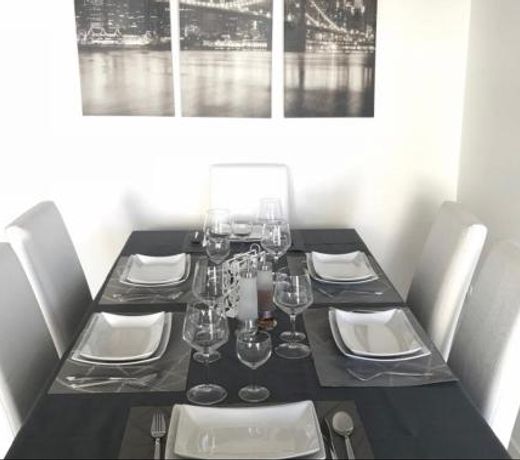 Beautiful 3 bedroom flat 8-9 persons