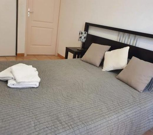 Joli appartement T2 dans residence avec piscine, hammam et parking gratuits