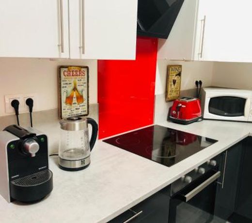 Superbe appartement type loft en duplex rue Buat