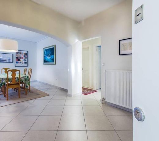 Spacious apartment in Glyfada close to the sea