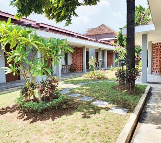 Sanur Agung Suite