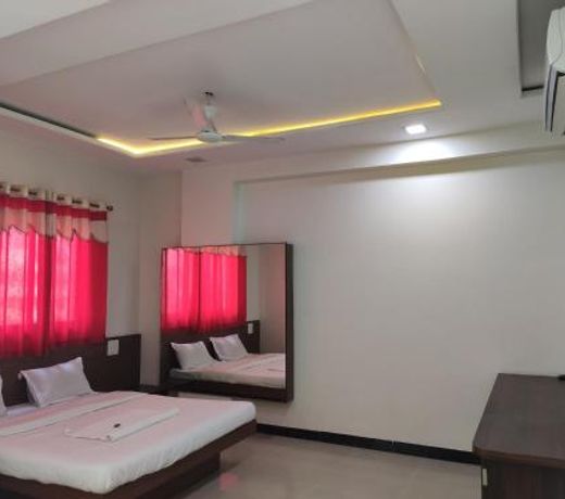 Hotel Adarsh