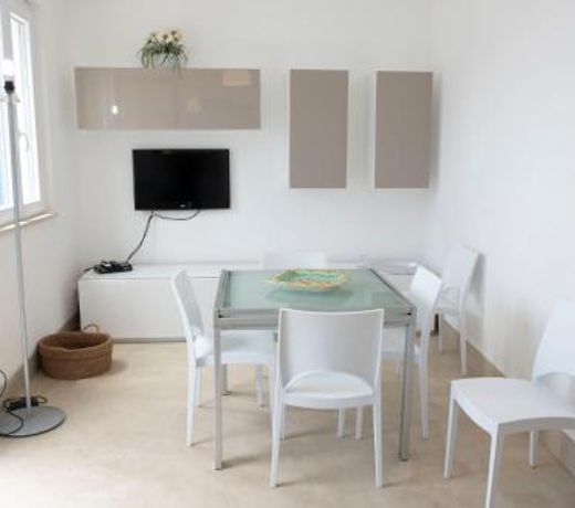 Villa Azzurra a pochi passi dal mare