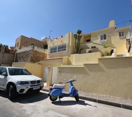 Villa Bonita en Aguilas Murcia con piscina privada