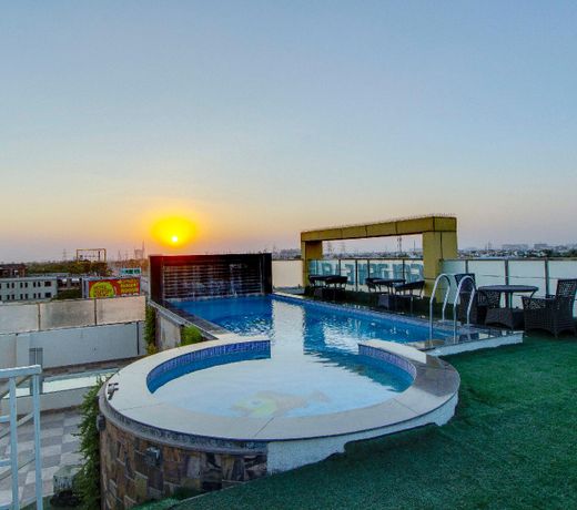 Golden Eagle By Keshav Global Hotels & Spa