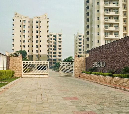 Emerald  Taj View Apartment - 3 Bedrooms 7 Guests