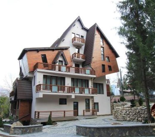 Oblique - Forest & Spa