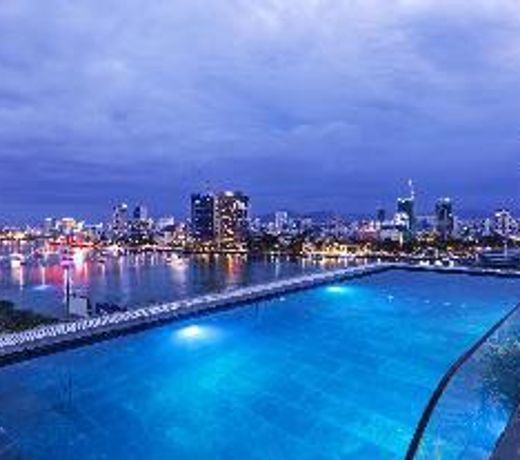 IBIZA Riverfront Hotel Da Nang