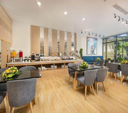 1 BEDROOM- NEW& MORDERN- BUFFET BREAKFAST