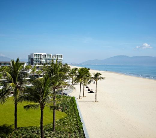 Villa 3 BR Beachfront Hyatt Da Nang