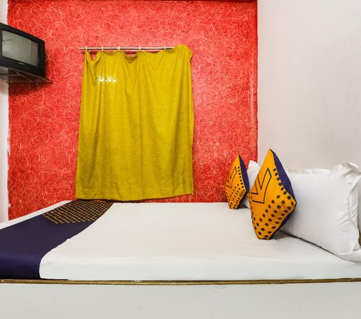 SPOT ON 68422 Hotel Vaishnav