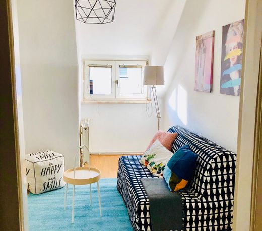 Cozy City Apartment