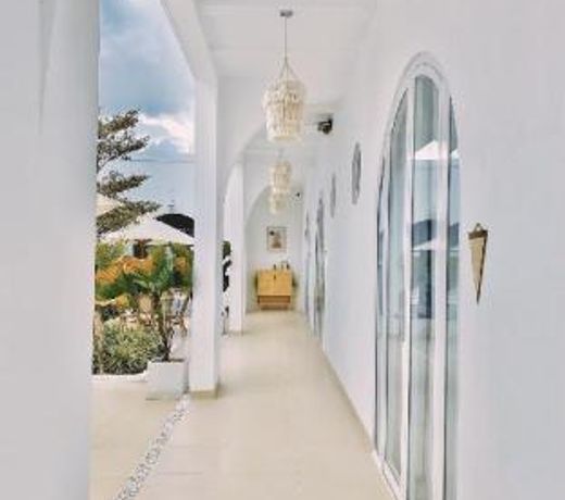 LASAOMA HOMESTAY / QUEEN BED / PET FRIENDLY
