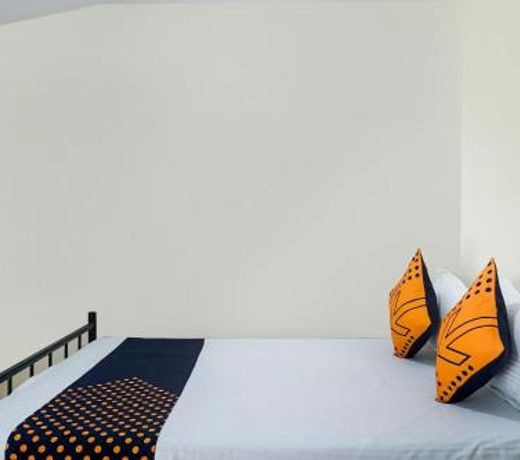 SPOT ON 65435 Virndavan Lodging