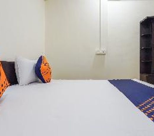 SPOT ON 67116 Royal Executive