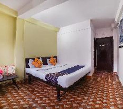 SPOT ON 66981 Mahi Home Stay