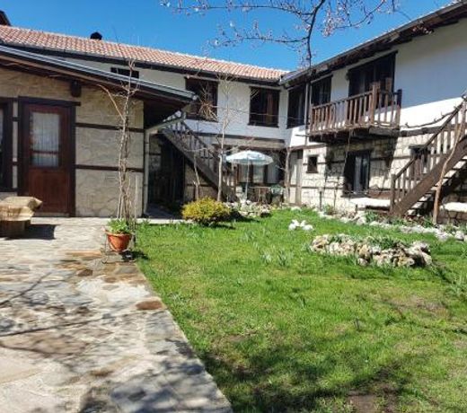 Trenchova Guest House