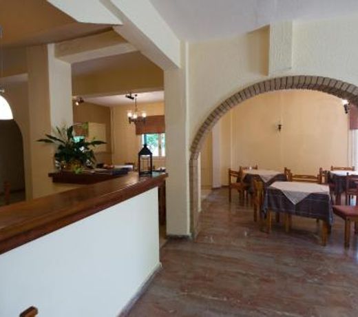 Marie Hotel