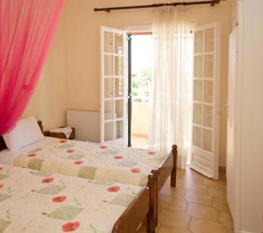 Katerina Pool Apartments