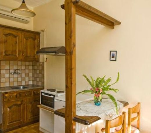 Katerina Pool Apartments