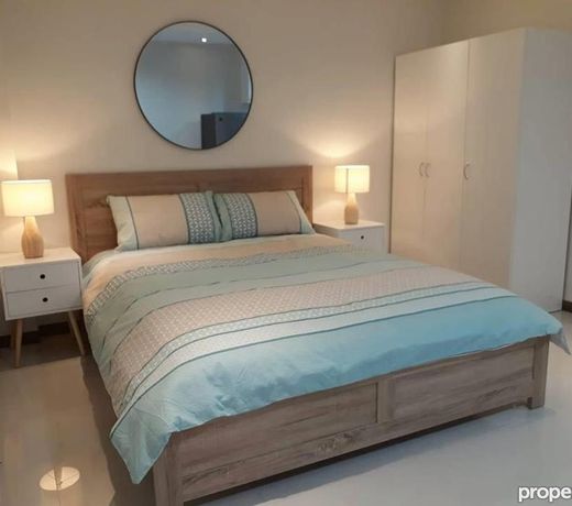 Amazing condo in premier La Grande tower