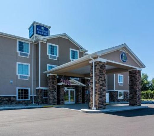 Cobblestone Hotel & Suites - Torrington