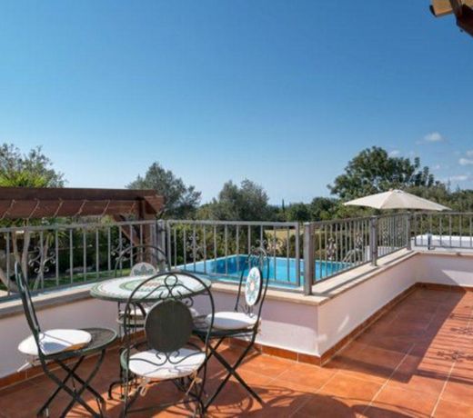 Imagine Renting this Luxury Villa with Golf Course Views, Villa Paphos 1156