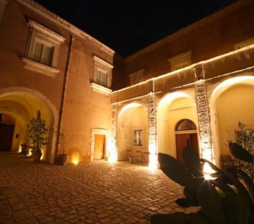 Palazzo Gambuzza