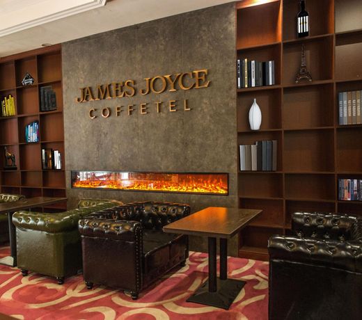 James Joyce CoffetelÂ·Qinhuangdao People's Square Wenhua Road
