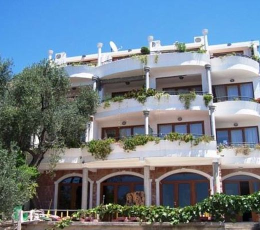 Apartments and Rooms Levantin Inn
