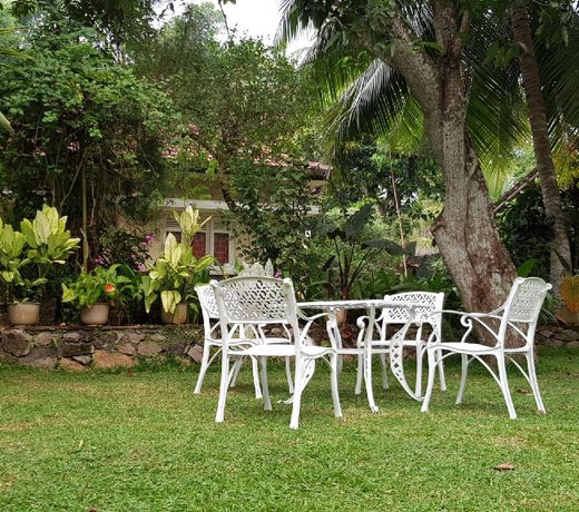 CHARAKAMA Home stay
