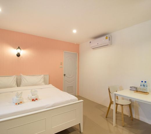 The bed boutique house