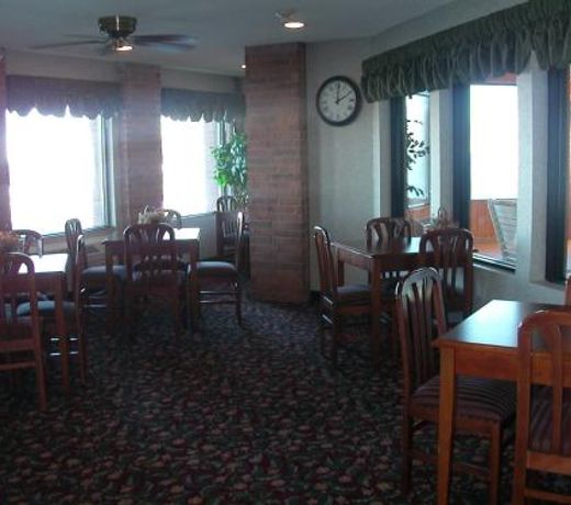 AmeriVu Inn and Suites