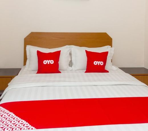 OYO 89945 Marine Bay Hotel