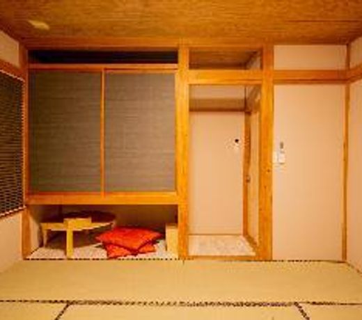 Yuzawa Onsen Lodge 1min to LIFT House A