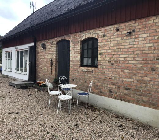 Modern apartment in own house 65 m2