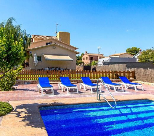 106012 -  Villa in Roda de BarÃ 