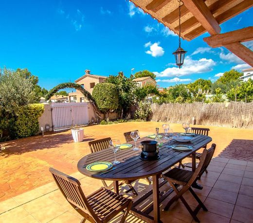 106012 -  Villa in Roda de BarÃ 