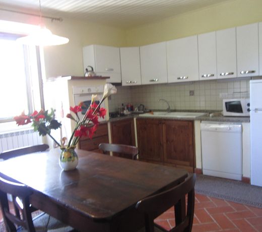 Holiday villa in the beautiful town of Montecchio