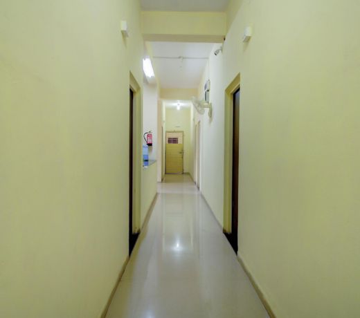 OYO 64897 Devgiri Lodge