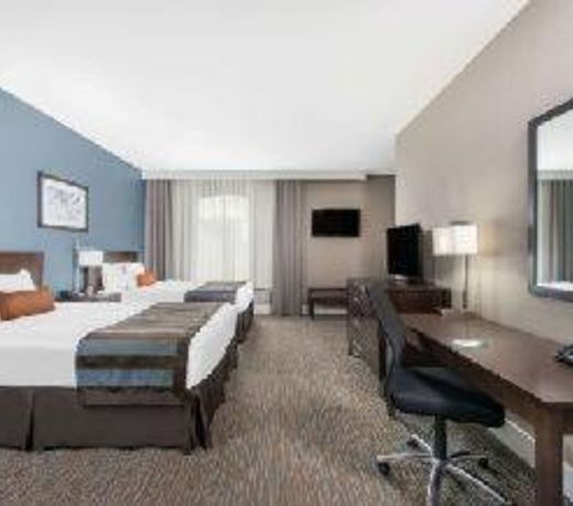 La Quinta Inn & Suites by Wyndham Lake City