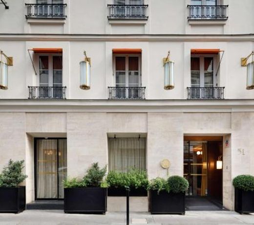Le Belgrand Hotel Paris Champs Elysees, Tapestry Collection by Hilton