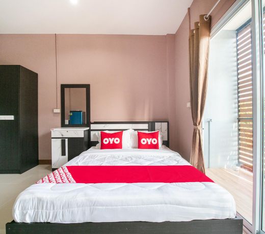 OYO 784 Brown Home Sattahip