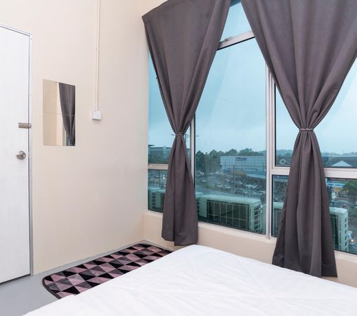 SPOT ON 89757 The Rooms Jb