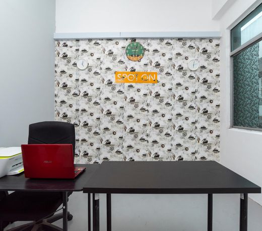 SPOT ON 89757 The Rooms Jb