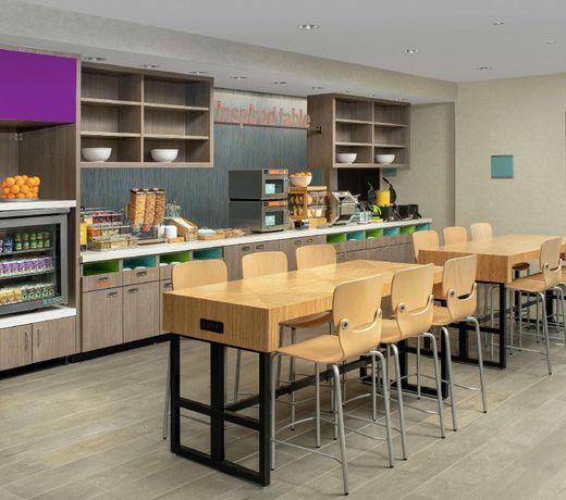 Home2 Suites by Hilton Phoenix Airport South