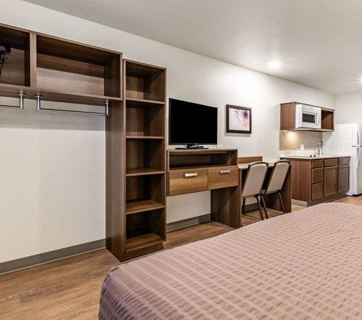 WoodSpring Suites Indianapolis Airport South